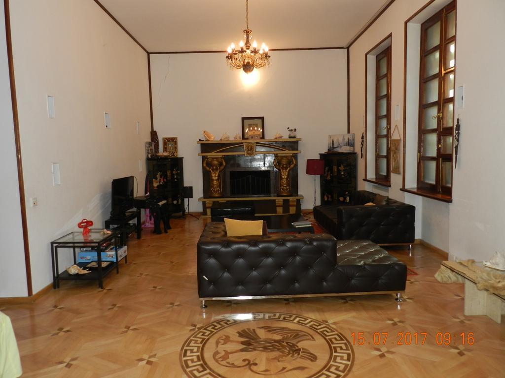 Room 404 Guest House Tbilisi Exterior foto